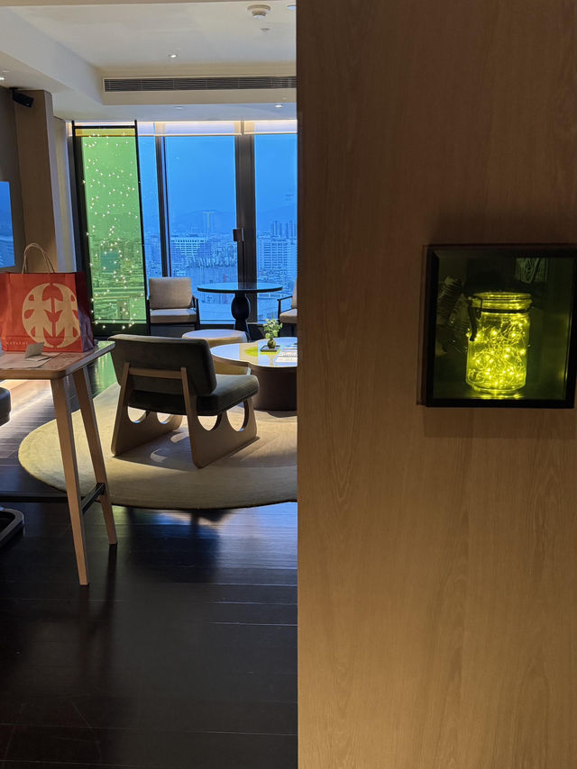 ✨台北W酒店｜把「狂歡基因」焊進每一吋空間的潮人聖地🌪️