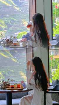 住進擁有畫框嘅房間，沉浸式打卡龍脊梯田