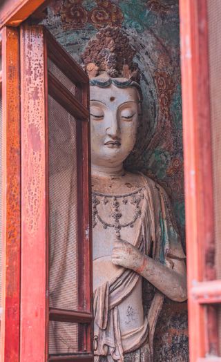 Maiji Mountain｜The "Oriental Smile" from 1600 Years Ago