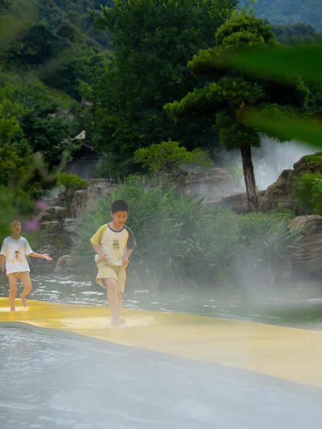 被38℃高溫逼到癲？呢個隱藏喺江西嘅清涼秘境，我可以留足成個夏天！