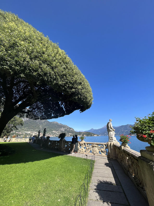 科莫湖｜阿爾卑斯山腳下的藍色綢緞與別墅幻夢