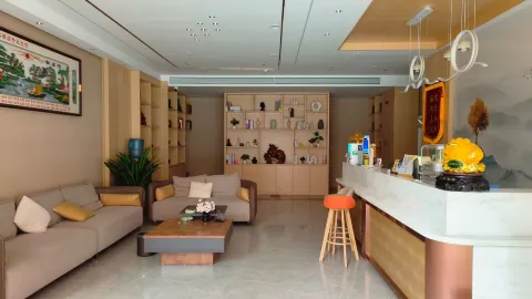 โรงแรม Yuelai Hospitality - สวรรค์แห่งการบำบัดในเมือง ที่ซึ่งคุณจะได้สัมผัสกับความสะดวกสบายและความอบอุ่น ท่ามกลางชีวิตในเมืองที่เร่งรีบ คุณโหยหาสถานที่ที่คุณสามารถปลดปล่อยความเหนื่อยล้าหรือไม่ — traveler post in เรดคลิฟ