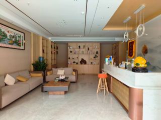 Yuelai Haoke Hotel - A Healing Haven in the City, Where Comfort and Warmth Await