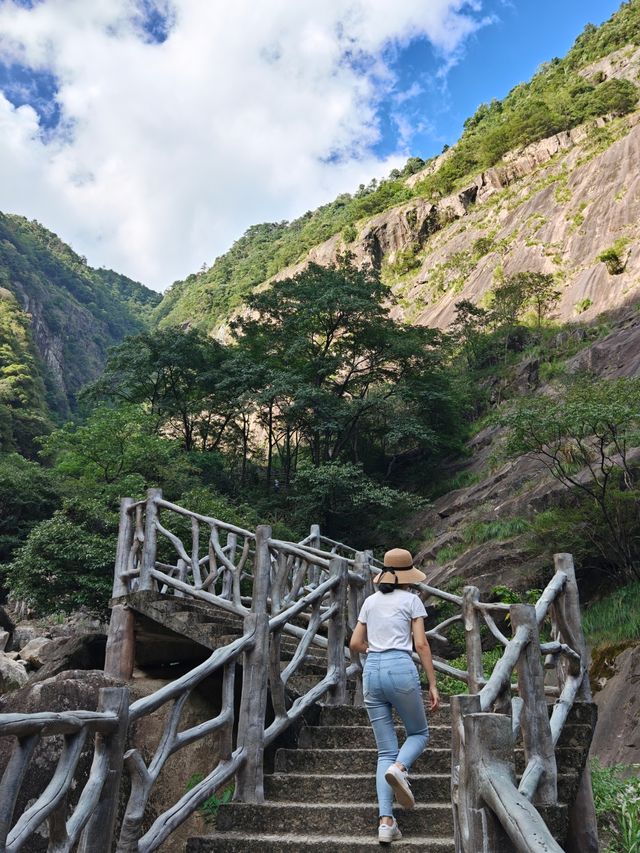 不愧是《國家地理》嚴選，景美人少玩水好地方