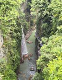 【懸浮的祕境】恩施屏山峽谷：邂逅仙境之旅