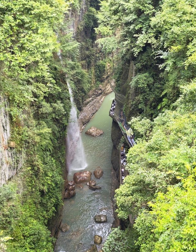 【懸浮的祕境】恩施屏山峽谷：邂逅仙境之旅