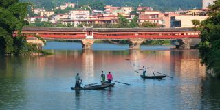 Fall in Love with Quanzhou · Dongguan Bridge