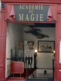 10 Cool and Quirky Things to Do in Paris! ✴️🗺