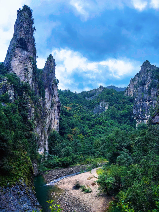雨中探秘︱永恆山水詩，最美桃花源
