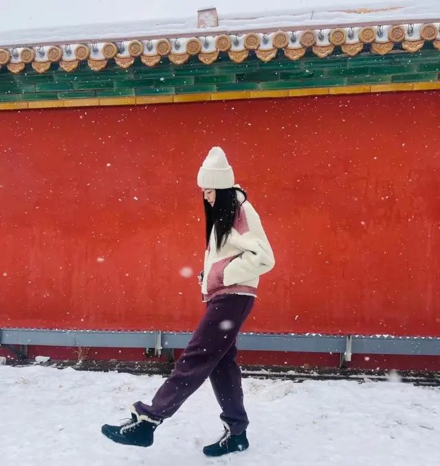 The ultimate snowy scene in Beiping! A complete guide to strolling Jingshan to enjoy the snow