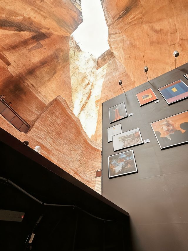 廢棄採石場變「光之書房」！仙都這處改造太絕了