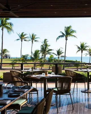 I'm thinking of going on vacation to the Kimberley because of this hotel...