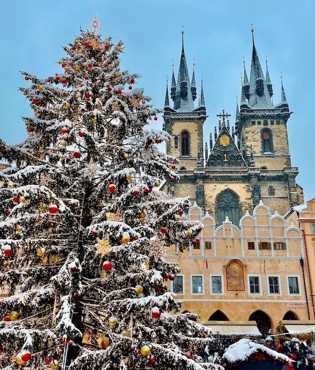 蜜朵帶你看｜夢幻浪漫的布拉格聖誕集市