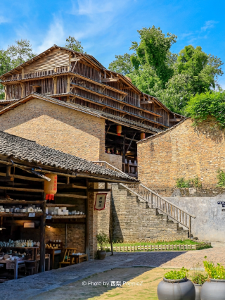 If you only visit one place in Jingdezhen, I recommend here…