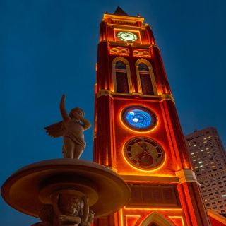 天津の新たなイギリス風ランドマーク、五大道の時計塔がめちゃくちゃ映える！