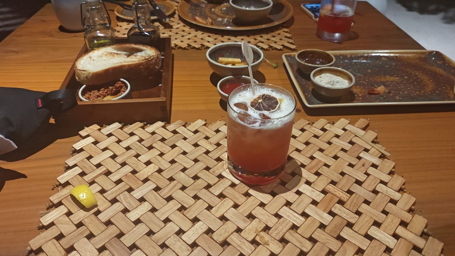 Romantic Beach Dinner at Ginifati Restaurant