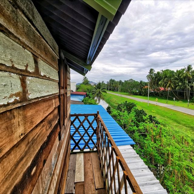 Vintage Hut at Parit Jawa!