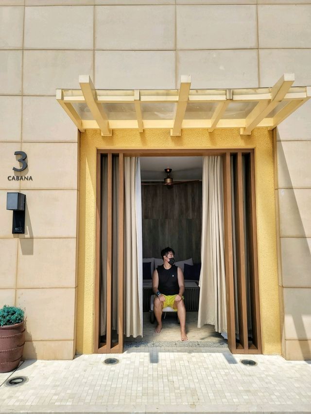 낮부터 밤까지 지중해감성 느끼며 온수풀 즐기기🌊