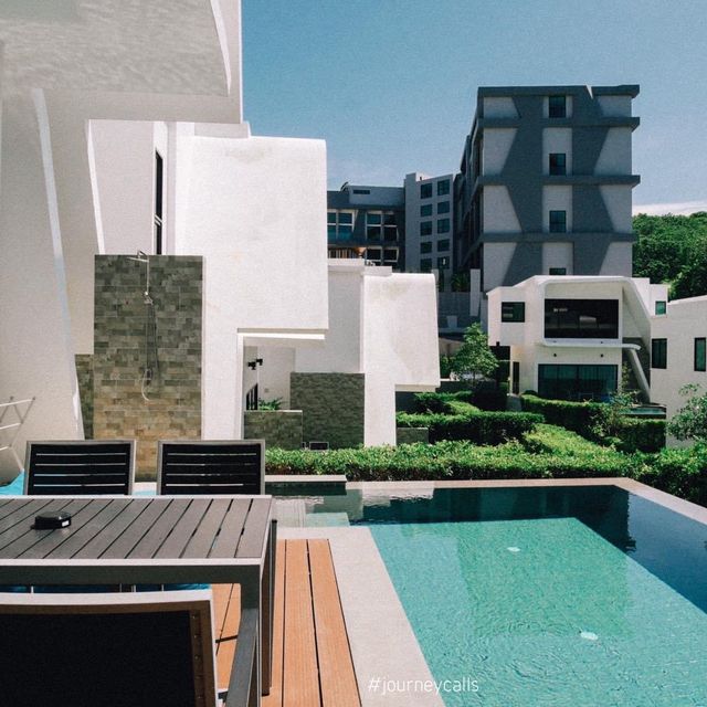  Utopia Naiharn & Utopia Loft  Phuket