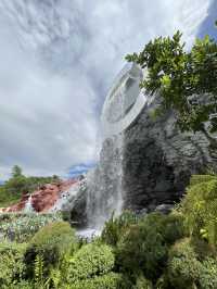 Lof Land สถานที่ท่องเที่ยวใหม่ท่ามกลางหุบเขา