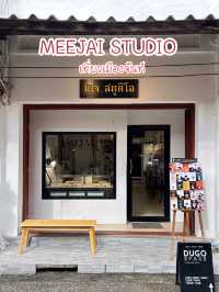 กาแฟเข้มข้น ที่ MEJAI JEWELRY STUDIO เมืองจันท์