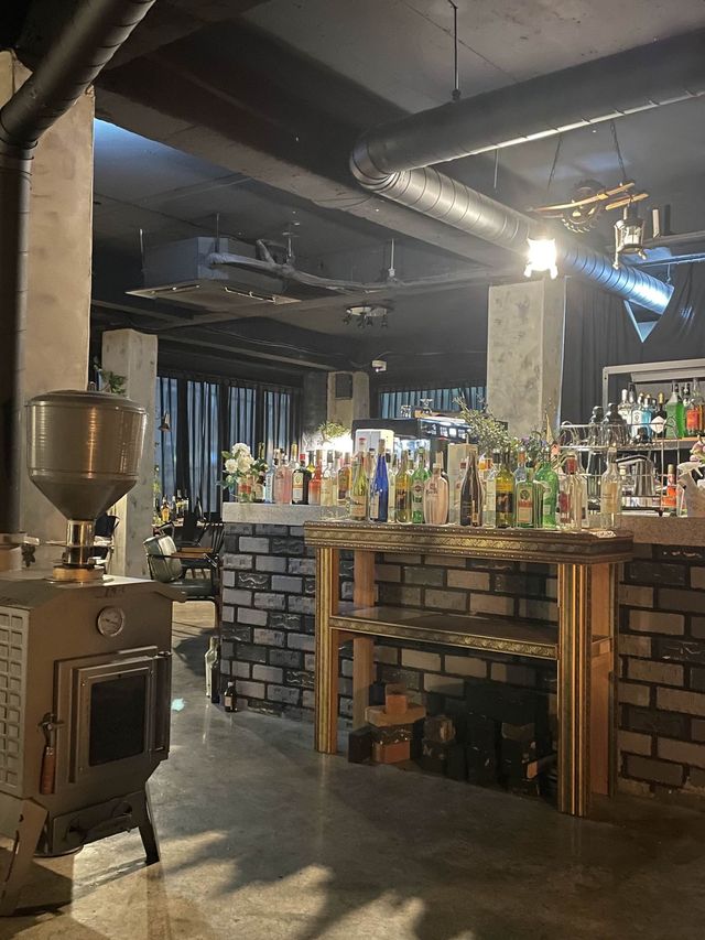 분위기 좋은 커플 데이트 장소 💗 분위기에 취하는 감성 낭낭 칵테일 바 🍸
