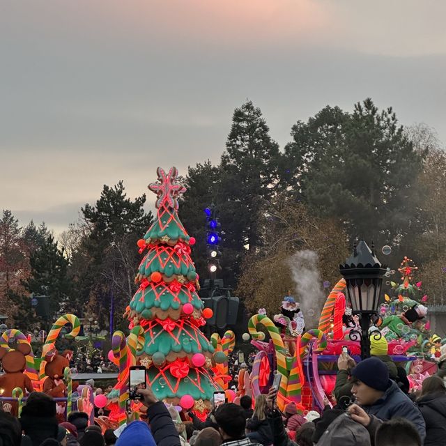 Disneyland Paris — happy wonderland