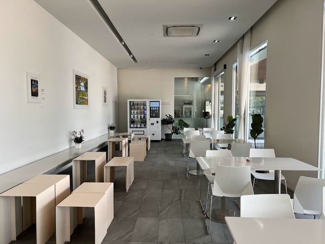 Moo Yoo Cafe 