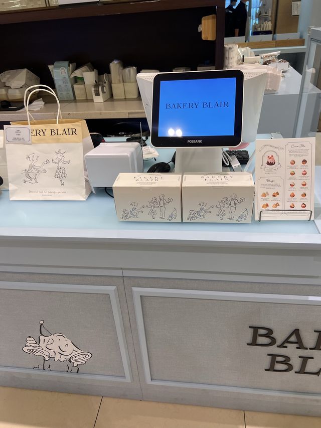 韓国/ソウル【高速ターミナル】韓国で人気のドーナツ屋さんのパン屋さんがデパ地下に登場！