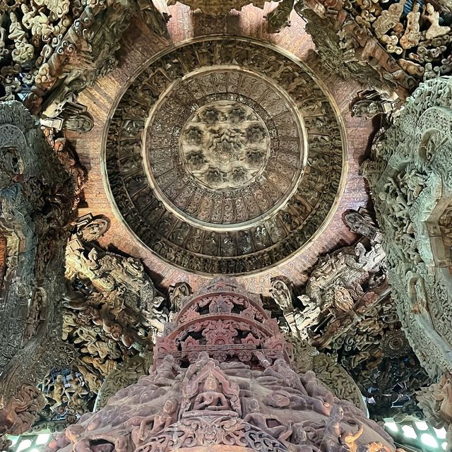 世界最大木雕佛教建築真理寺
