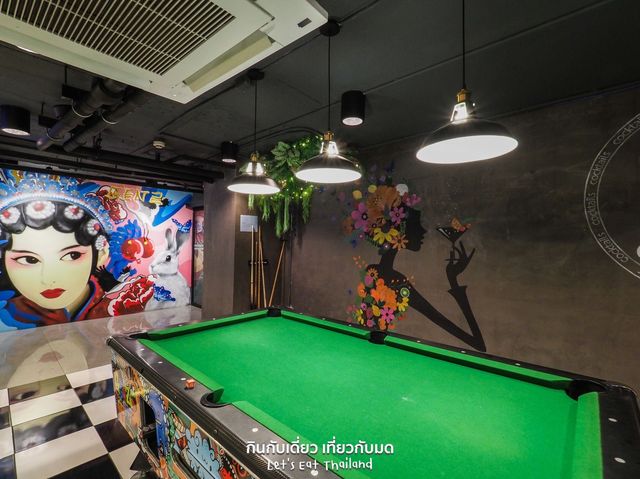 Gen Z Bar & Bistro รูฟท้อปวิวเยาวราช
