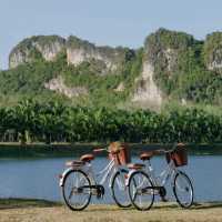 Behind The Mountain Camping & Café-LAKE VILLA