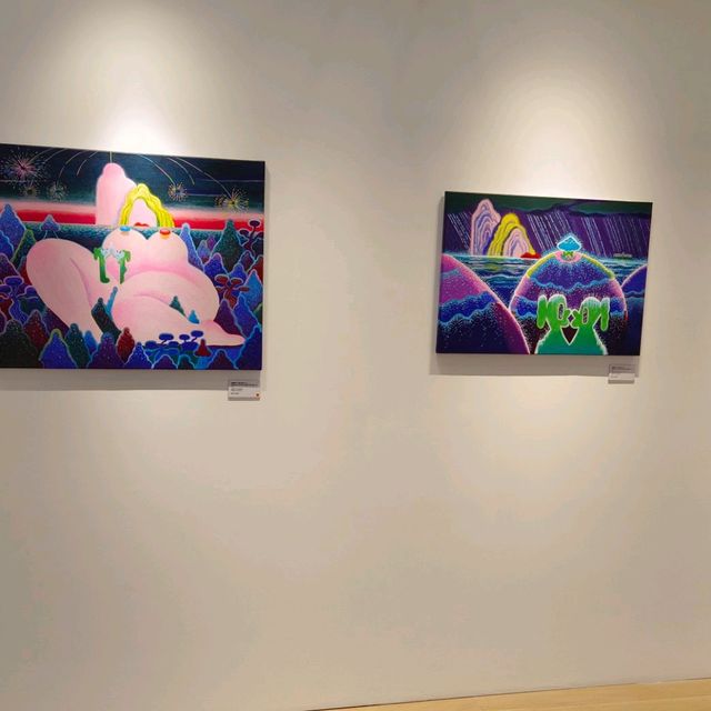 陪媽咪，看展覽！蛇貓狗，解釋道！