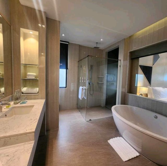 วันพักผ่อนสุดชิล Le Meridien Khaolak