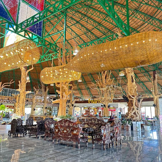 เต่าสะเร็น ร้านขายของฝาก ที่ไม่ควรพลาด