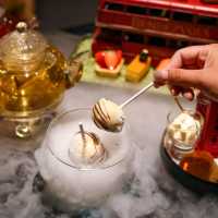 หลบฝนไปนั่งจิบชาฟิลผู้ดีอังกฤษที่ Rendezvous Lounge จ้า