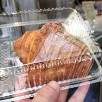 【大阪 黒門市場】大阪食べ歩きツアーにおすすめ✨✨✨
