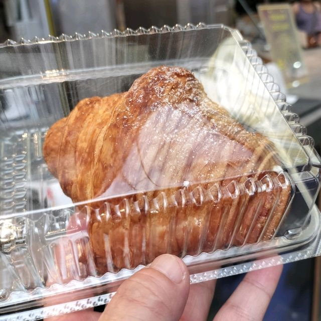 【大阪 黒門市場】大阪食べ歩きツアーにおすすめ✨✨✨