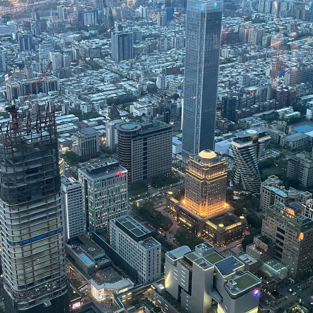 ‘타이베이 101 전망대’의 환상적인 뷰, 기념품