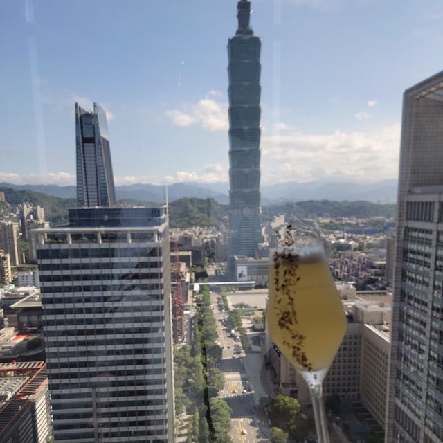 台北W飯店：時尚奢華🏨✨🌟