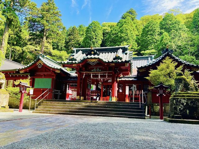日本必去景點之一（箱根神社）