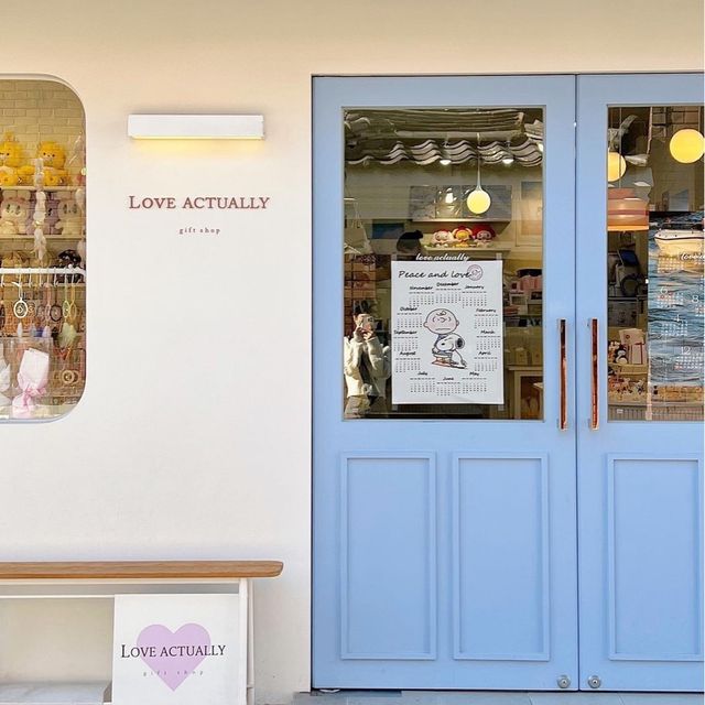 韓国🇰🇷 雑貨屋さん　LOVE ACTUALLY（러브액츄얼리）