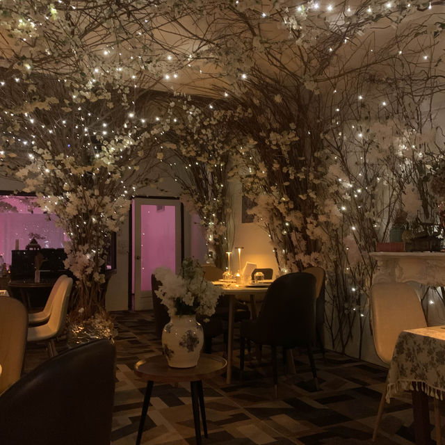 The Hounge   Restaurant เวียงจันทน์