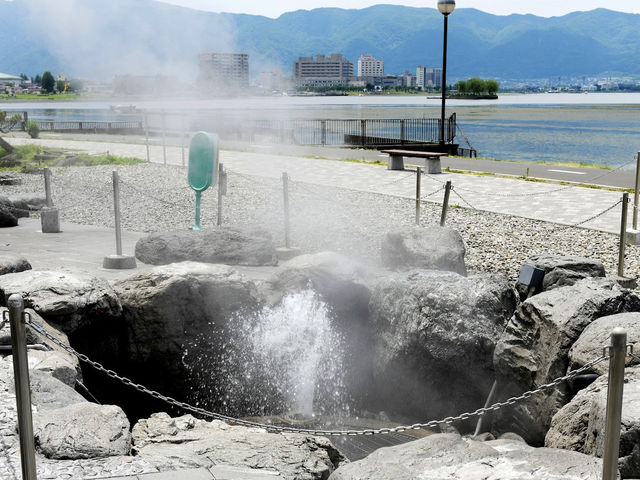 ทะเลสาบทางของเทพเจ้า Lake Suwa  จ.นากาโนะ
