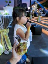 โมเม้นต์ Countdown 2024 at ICONSIAM