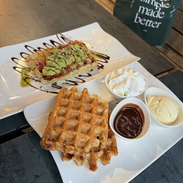 Authentic Belgium waffle with a twist