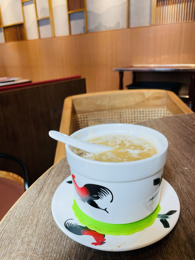 古雅裝修烤鴨出色之餐廳 