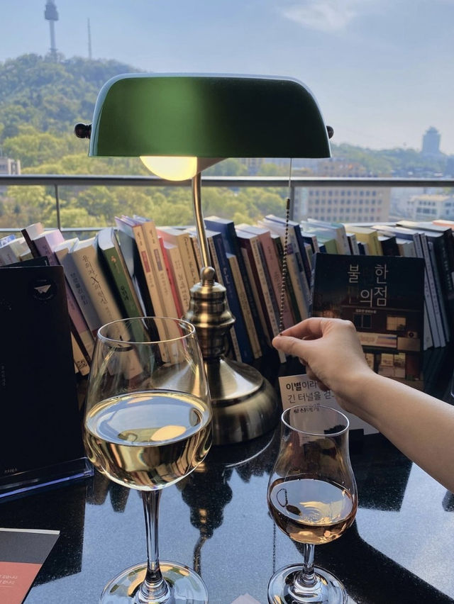 Enjoy Whisky with Namsan Tower View 