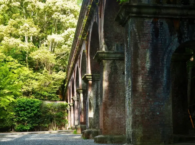 【レトロな建造物がおしゃれ★】水路閣