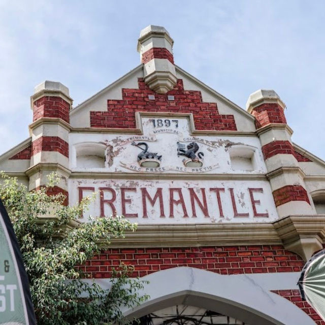 Didgeridoo Dreamers: Fremantle Markets 